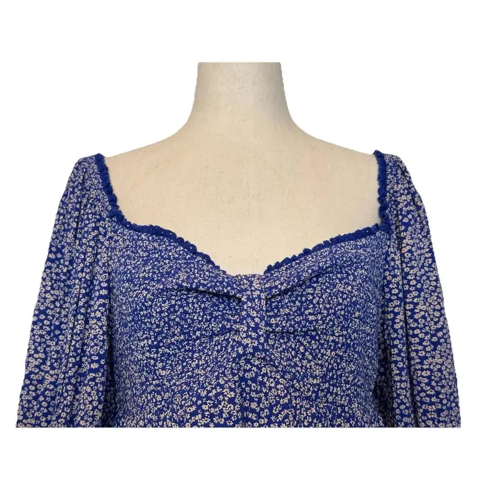 Free People Britnee Floral Cropped Peplum Smocked Puff Sleeve Top M Blue White - Picture 3 of 9